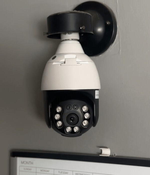 360 Lightbulb Camera by HomeGuard